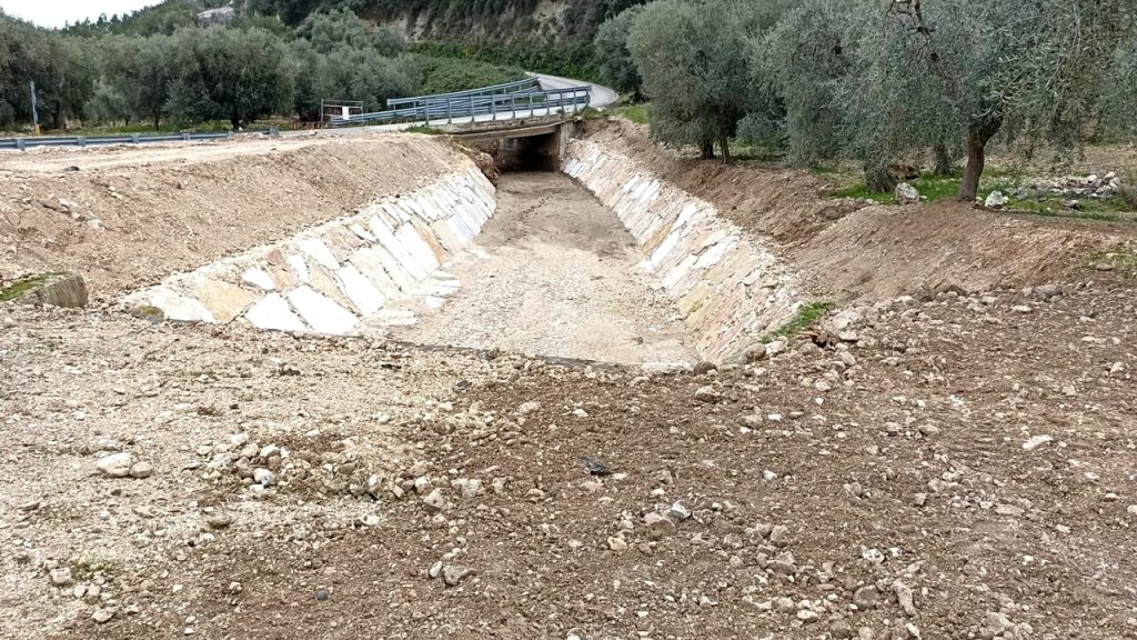 sistemazione idraulica torrente