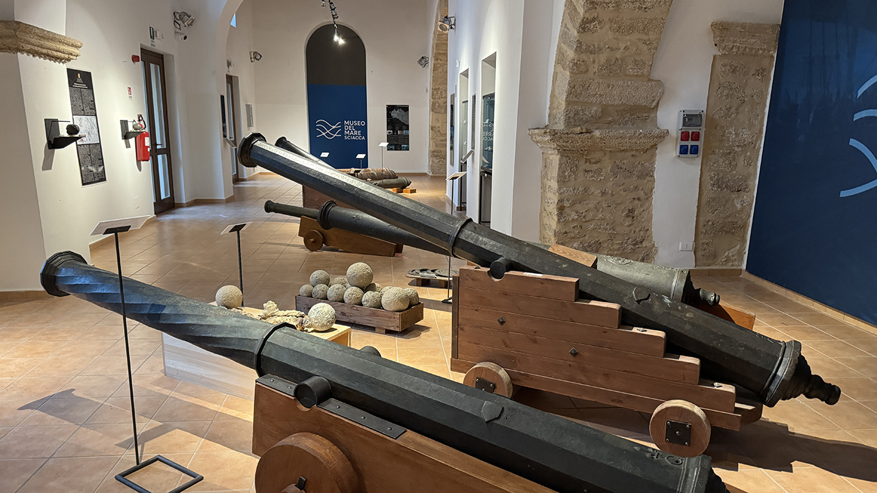 Museo del Mare cannoni