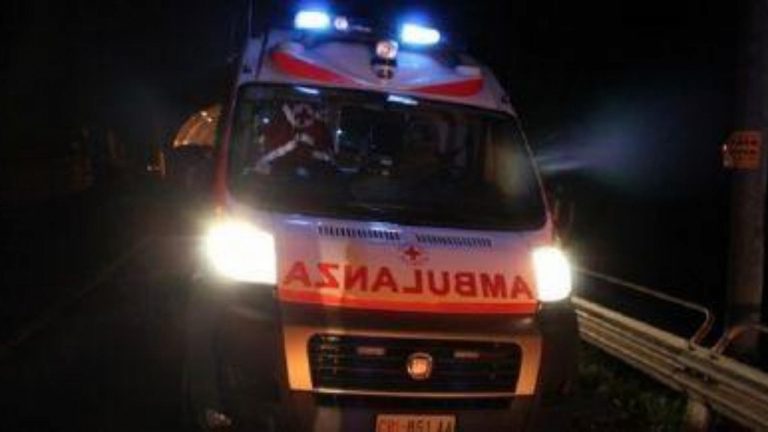 ambulanza_di_notte