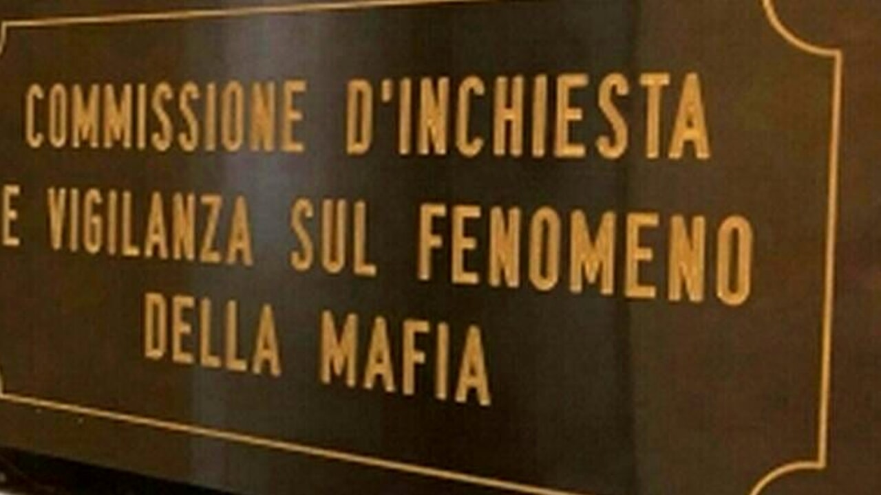 Proposta di legge bipartisan: “diamo un futuro ai figli dei mafiosi”