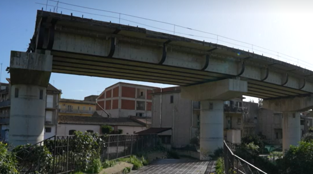 Ponte incompleto siculiana