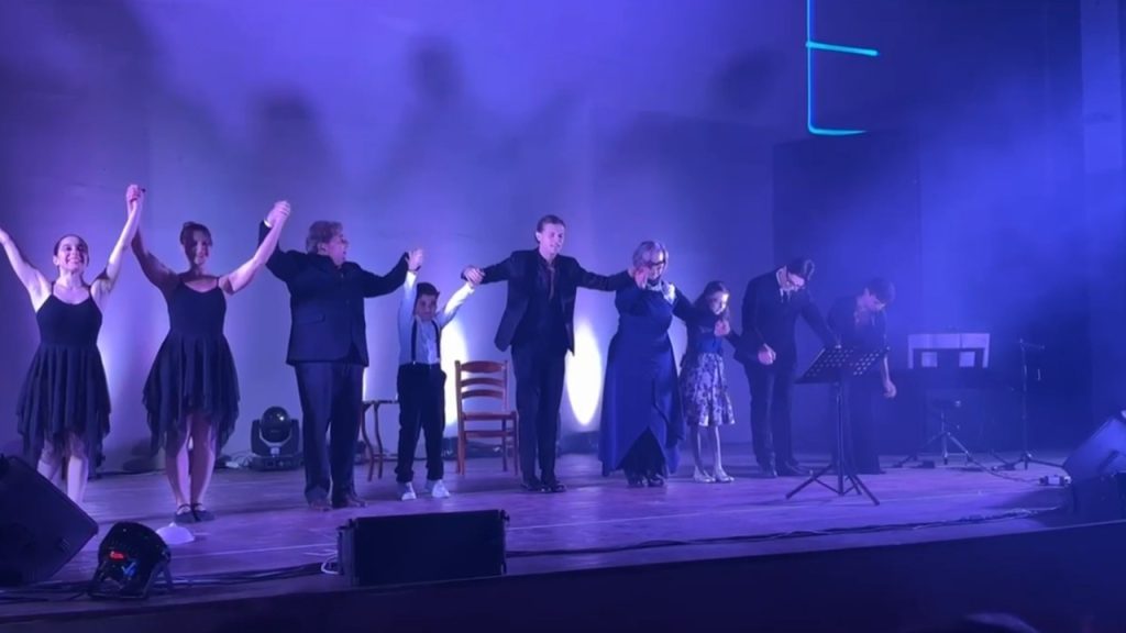 e venne la luce samonà 2026