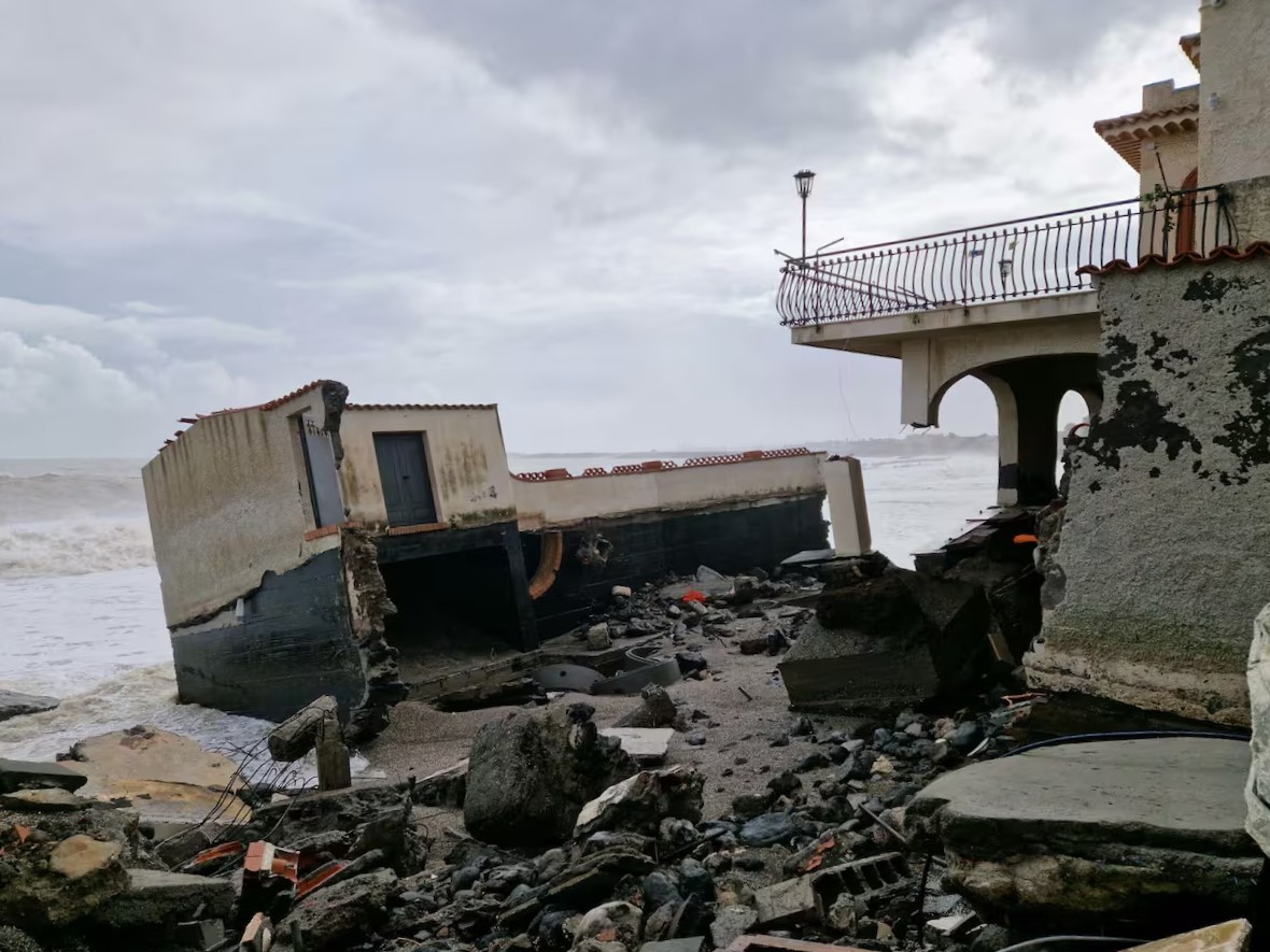 Italia Nostra denuncia responsabilità politiche e urbanistiche: ecosistemi cancellati, coste consumate e opere abusive hanno...