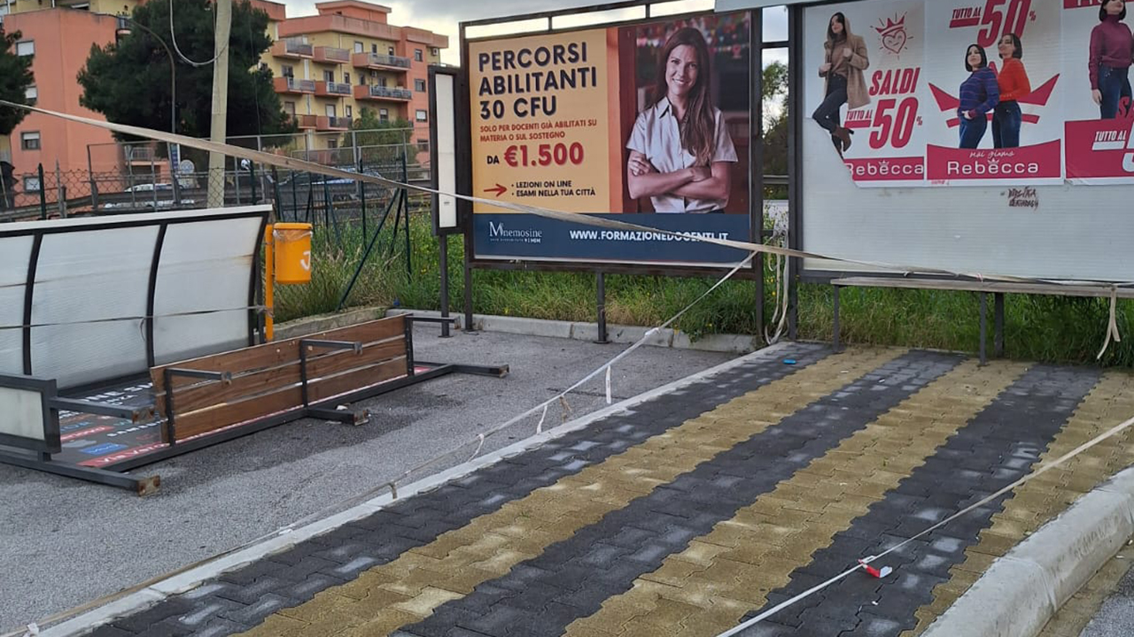 Stazione autobus Lioni 1280x720