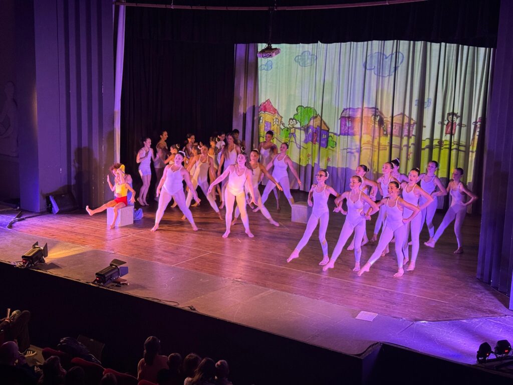 Grande successo per lo spettacolo dell’associazione Discobolo, proposto la scorsa estate a Sciacca. Dirigenti, tecnici...