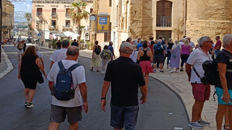 turisti-sciacca-2025-1