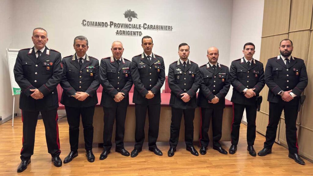 Carabinieri premiati antitruffa anziani