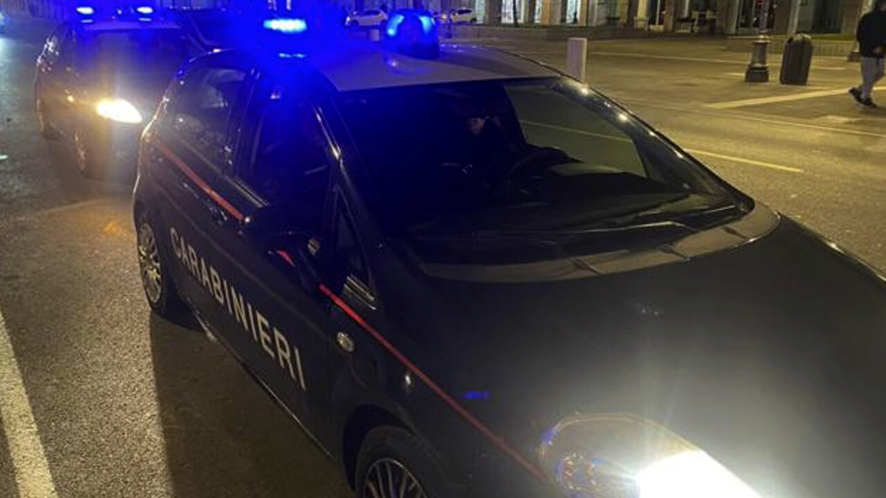 carabinieri notte centro