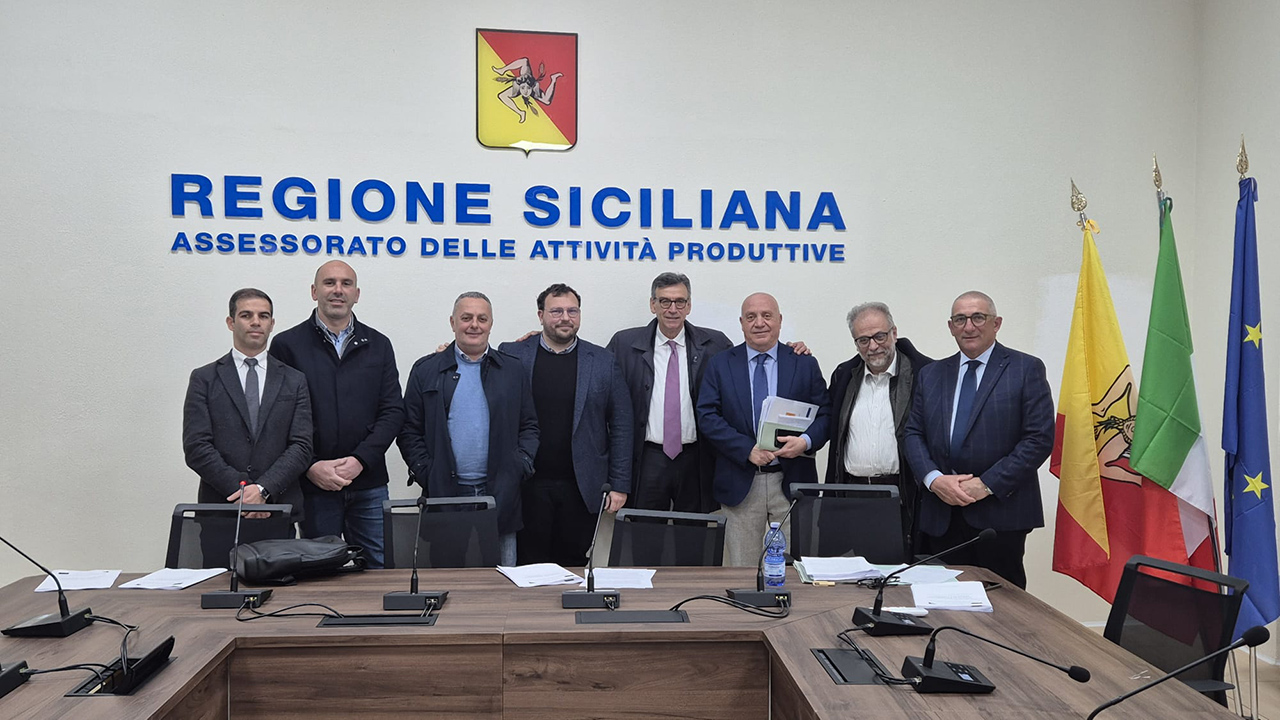 ceramica incontro alla regione