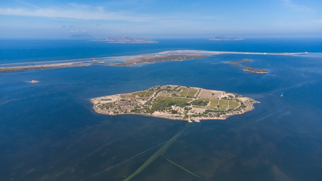 fotografia aerea delle saline di marsala