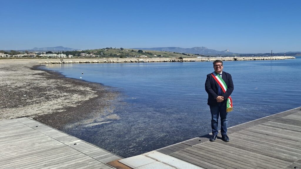 clemente posidonia protesta porto palo 2026