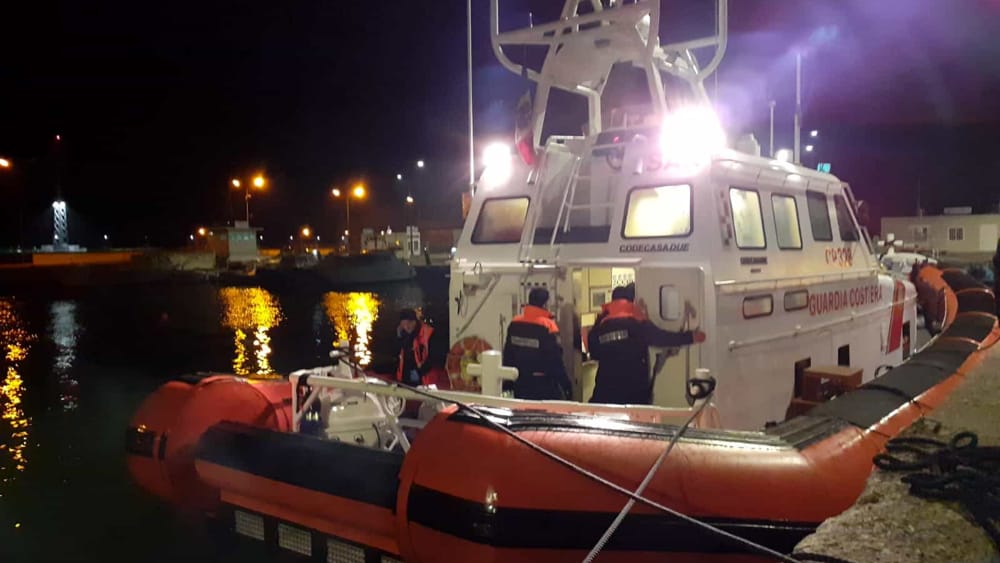 guardia-costiera-notte
