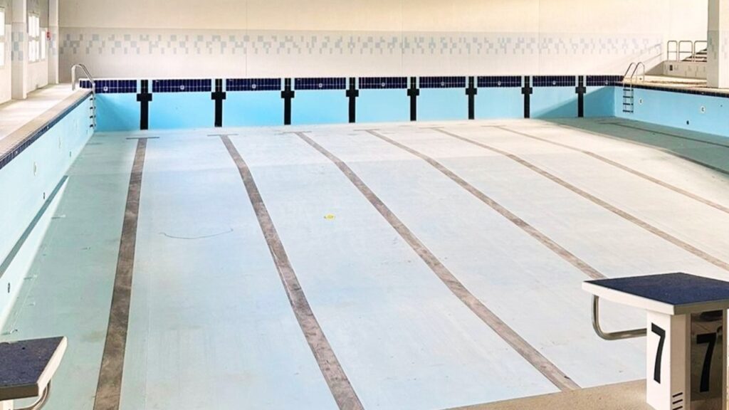piscina-comunale-interni-2026