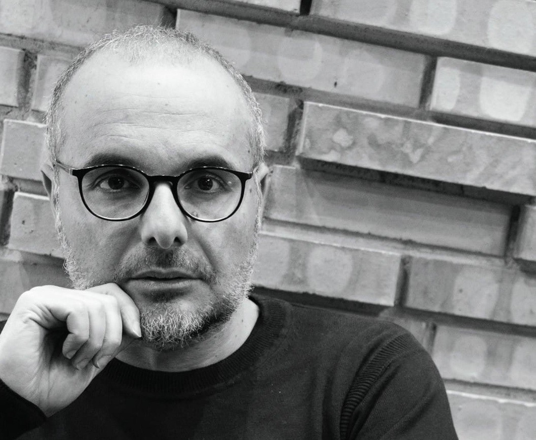 Il Maestro Accursio Cortese sublima la platea con il concerto “Tales on Tales”, Eseguite due prime assolute