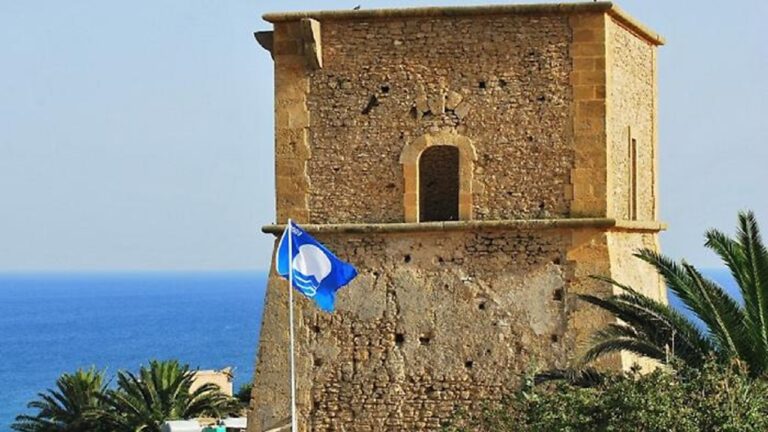 menfi baNDIERA BLU TORRE