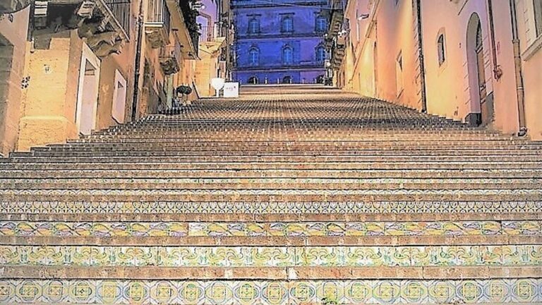 ceramica caltagirone scalinata