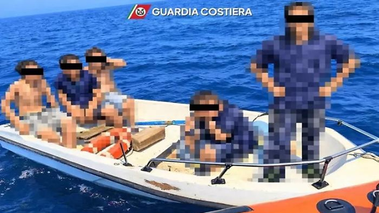 guardia costiera TP salvataggio minori 2026