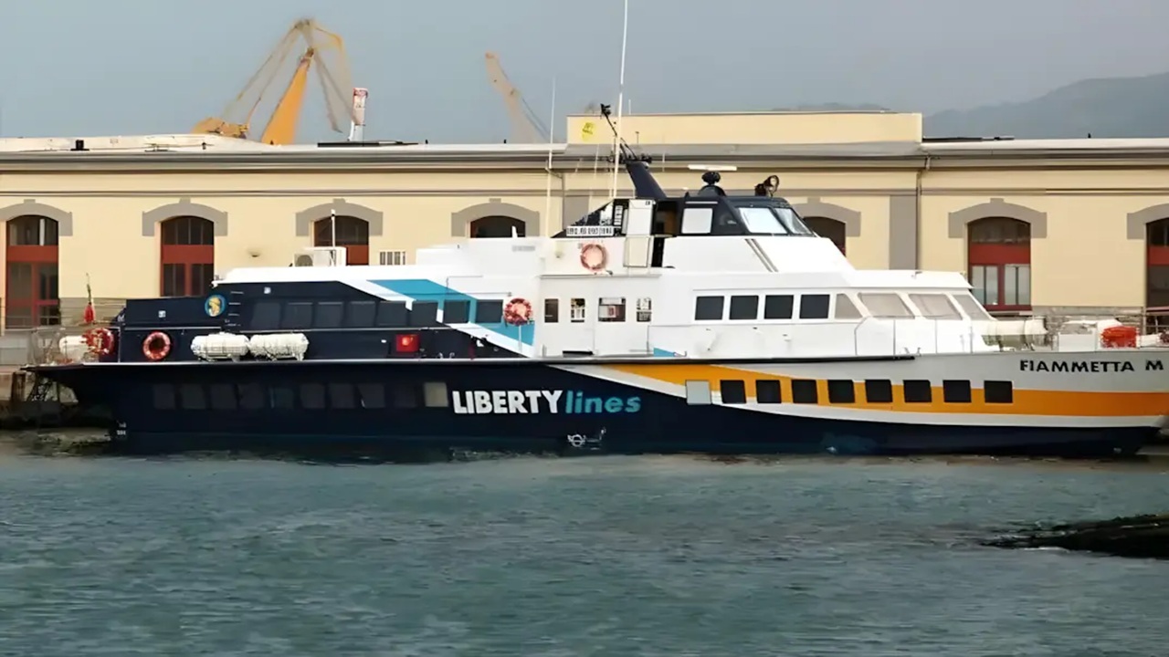 liberty lines favignana