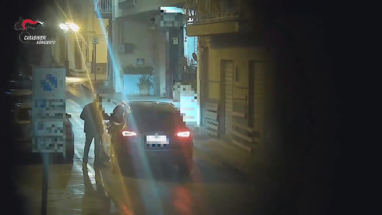 Carabinieri droga Demetra