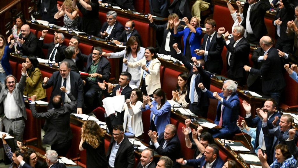 parlamento proteste