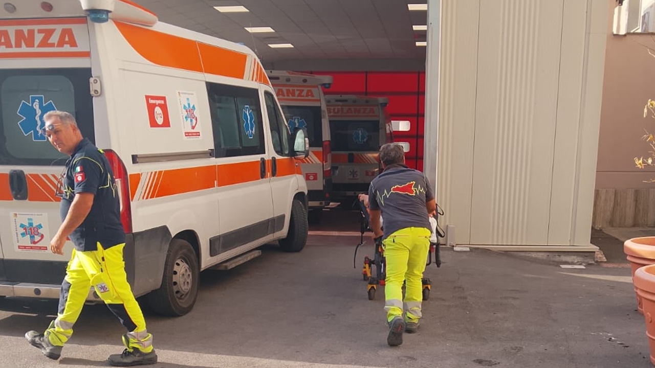 pronto soccorso sciacca con ambulanze 2026
