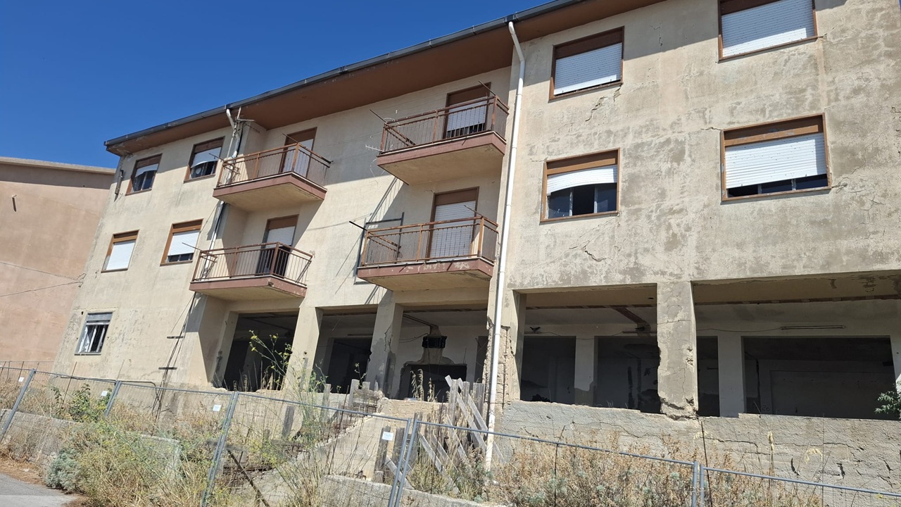 alloggio demolizione caltabellotta 2026